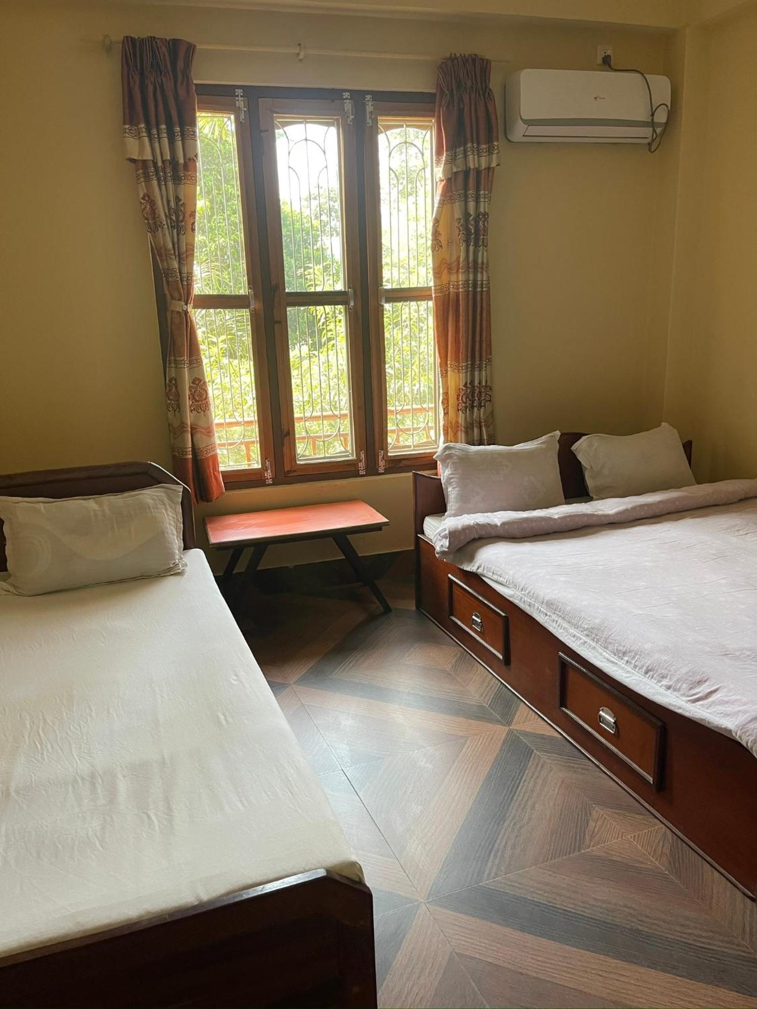 Tara Guesthouse - Sauraha,Chitwan Exterior foto